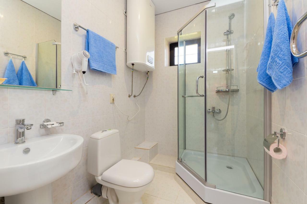 Bmg Hotel Sukhumi Luaran gambar